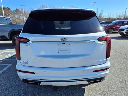 2021 Cadillac XT6 Luxury FWD