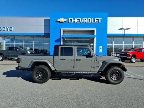2023 Jeep Gladiator Sport S