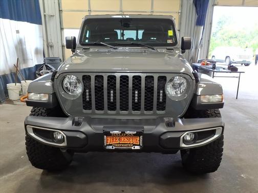 2023 Jeep Gladiator Sport S