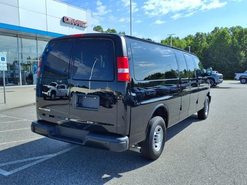 2025 Chevrolet Express 3500 RWD 3500 Extended Wheelbase LS