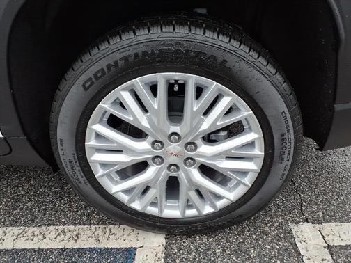 2026 GMC Acadia FWD Elevation