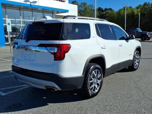 2023 GMC Acadia FWD SLT