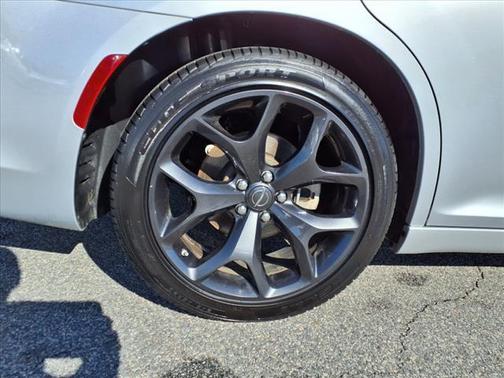 2023 Chrysler 300 S