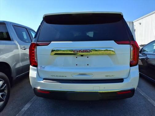 2024 GMC Yukon SLT