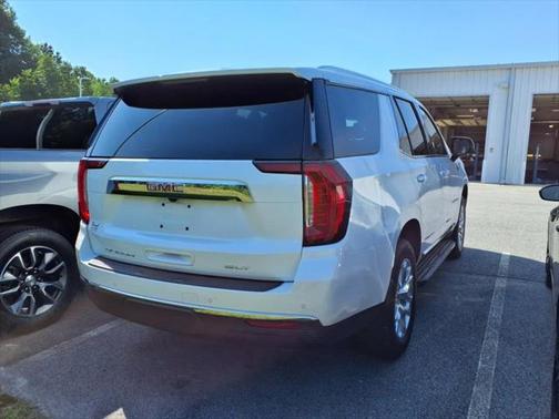 2024 GMC Yukon SLT