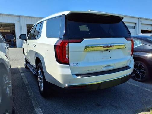 2024 GMC Yukon SLT