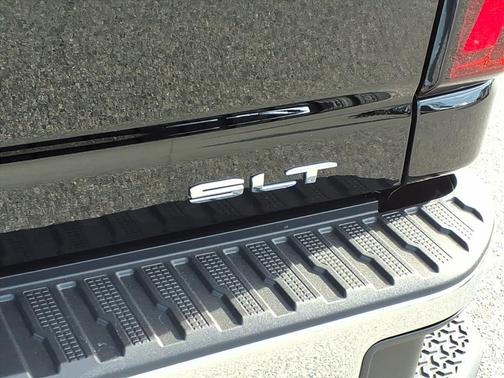 2025 GMC Sierra 2500 SLT