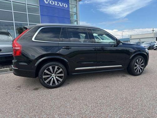 2024 Volvo XC90 B6 Plus Bright Theme 7-Seater