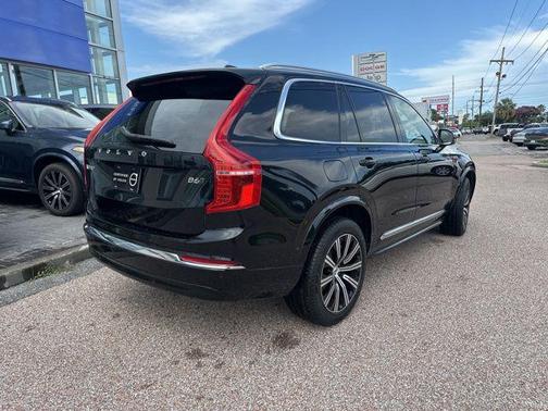 2024 Volvo XC90 B6 Plus Bright Theme 7-Seater