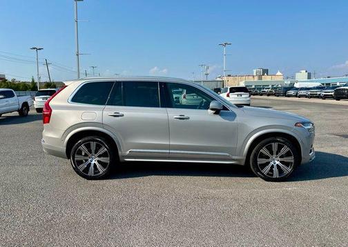 2023 Volvo XC90 B6 Ultimate 6-Seater