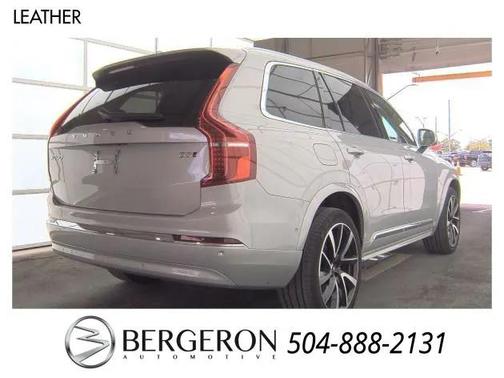 2024 Volvo XC90 B5 Plus Bright Theme