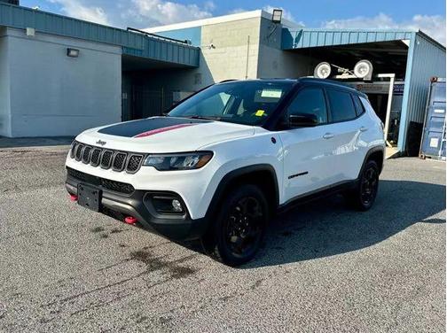 2023 Jeep Compass Trailhawk