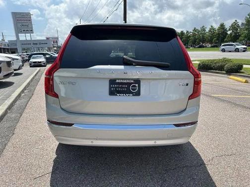 2022 Volvo XC90 T6 Inscription