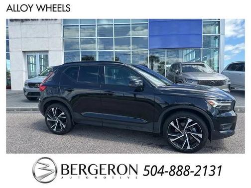 2021 Volvo XC40 T5 R-Design