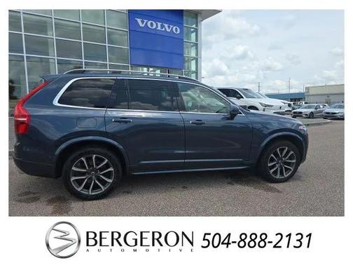 2019 Volvo XC90 T6 Momentum