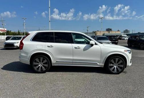2024 Volvo XC90 B6 Plus Bright Theme 6-Seater