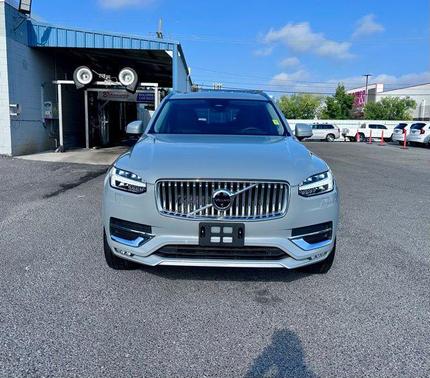 2025 Volvo XC90 B6 Plus 7-Seater