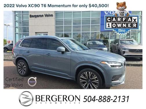 2022 Volvo XC90 T6 Momentum