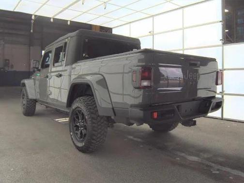 2021 Jeep Gladiator Sport