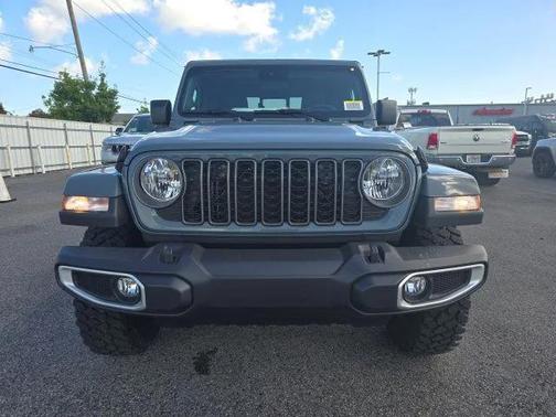 2025 Jeep Gladiator High Tide