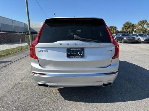 2021 Volvo XC90 T6 Inscription