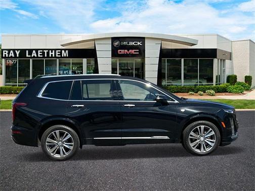 2022 Cadillac XT6 Premium Luxury AWD