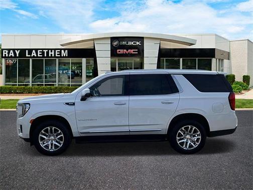 2022 GMC Yukon SLT