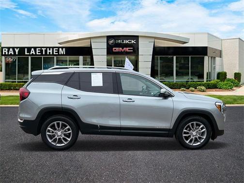 2023 GMC Terrain SLT