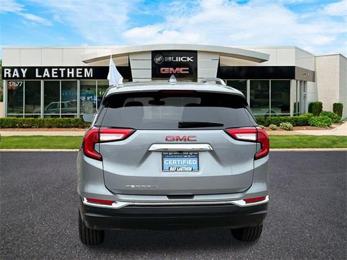 2023 GMC Terrain SLT