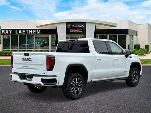 2025 GMC Sierra 1500 AT4
