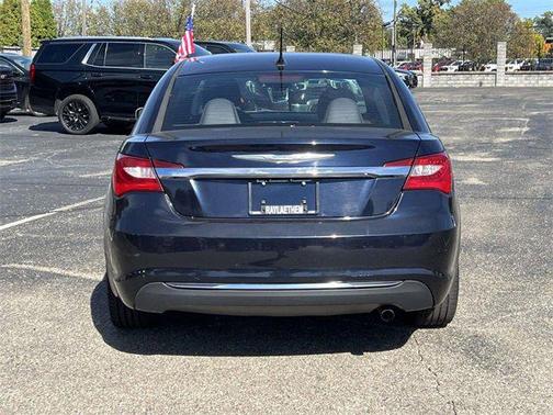 2012 Chrysler 200 Touring