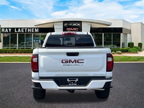 2025 GMC Canyon Denali