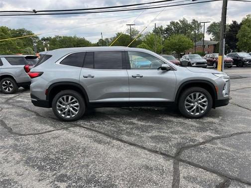 2025 Buick Enclave Preferred FWD