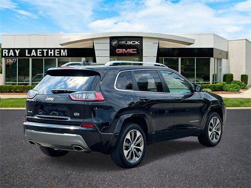 2019 Jeep Cherokee Overland