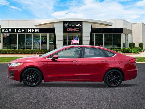 2020 Ford Fusion SE
