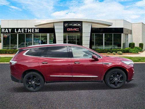 2024 Buick Enclave Essence FWD