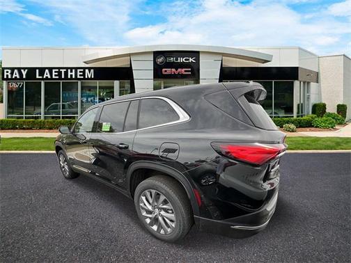 2025 Buick Enclave Preferred FWD