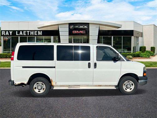 2011 Chevrolet Express 3500 LT