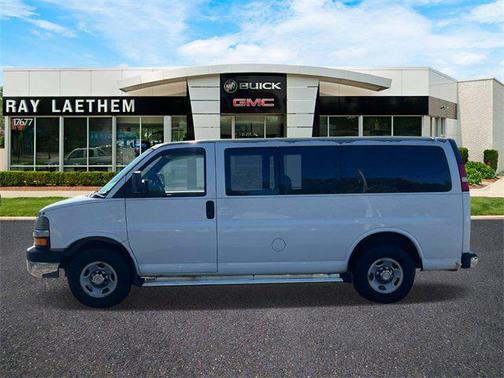 2011 Chevrolet Express 3500 LT