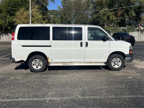 2011 Chevrolet Express 3500 LT