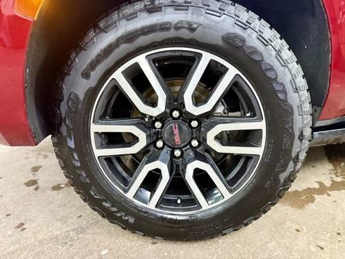 2021 GMC Yukon 4WD AT4