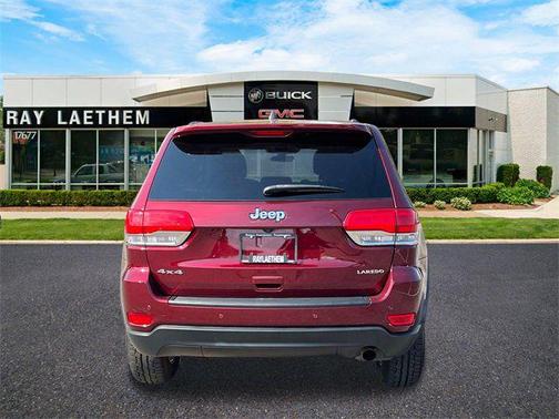 2017 Jeep Grand Cherokee Laredo