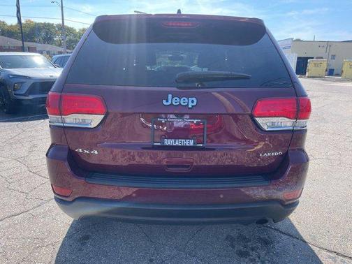 2017 Jeep Grand Cherokee Laredo