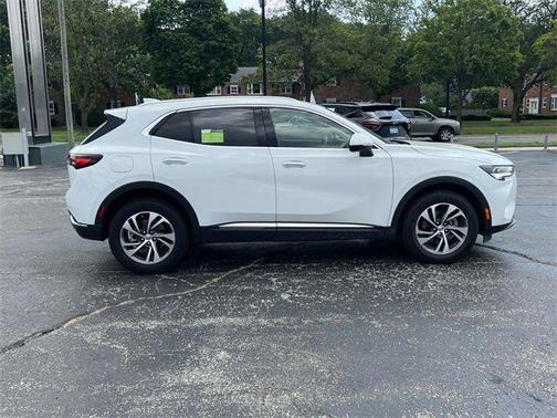 2022 Buick Envision FWD Essence