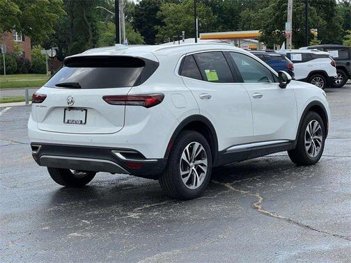 2022 Buick Envision FWD Essence