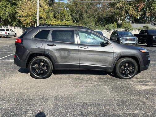 2016 Jeep Cherokee Altitude