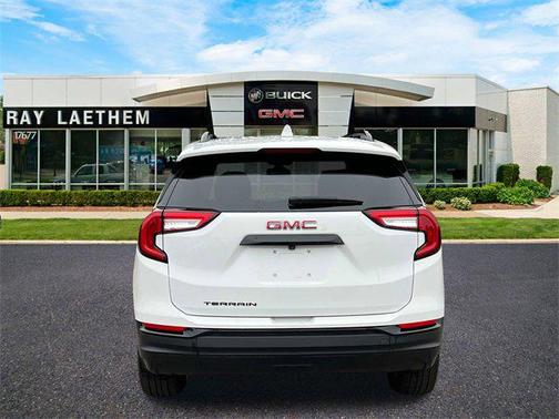 2022 GMC Terrain SLT