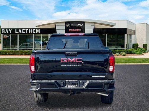 2025 GMC Sierra 1500 Elevation