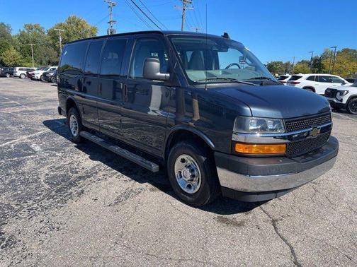 2019 Chevrolet Express 2500 LT