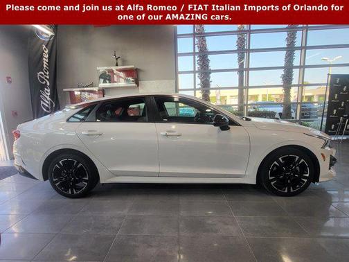 2023 Kia K5 GT-Line